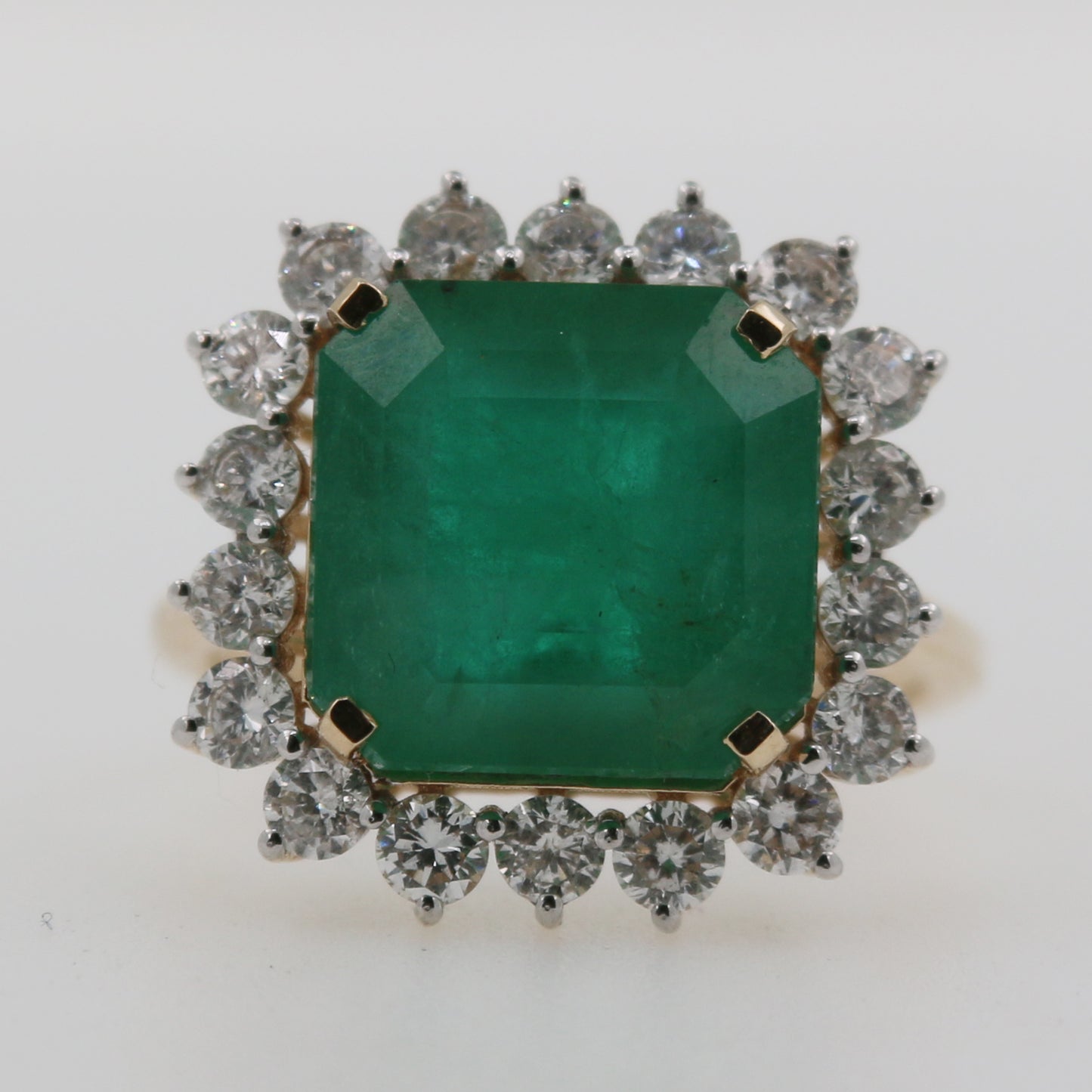 ANILLO CUADRADO ESMERALDA