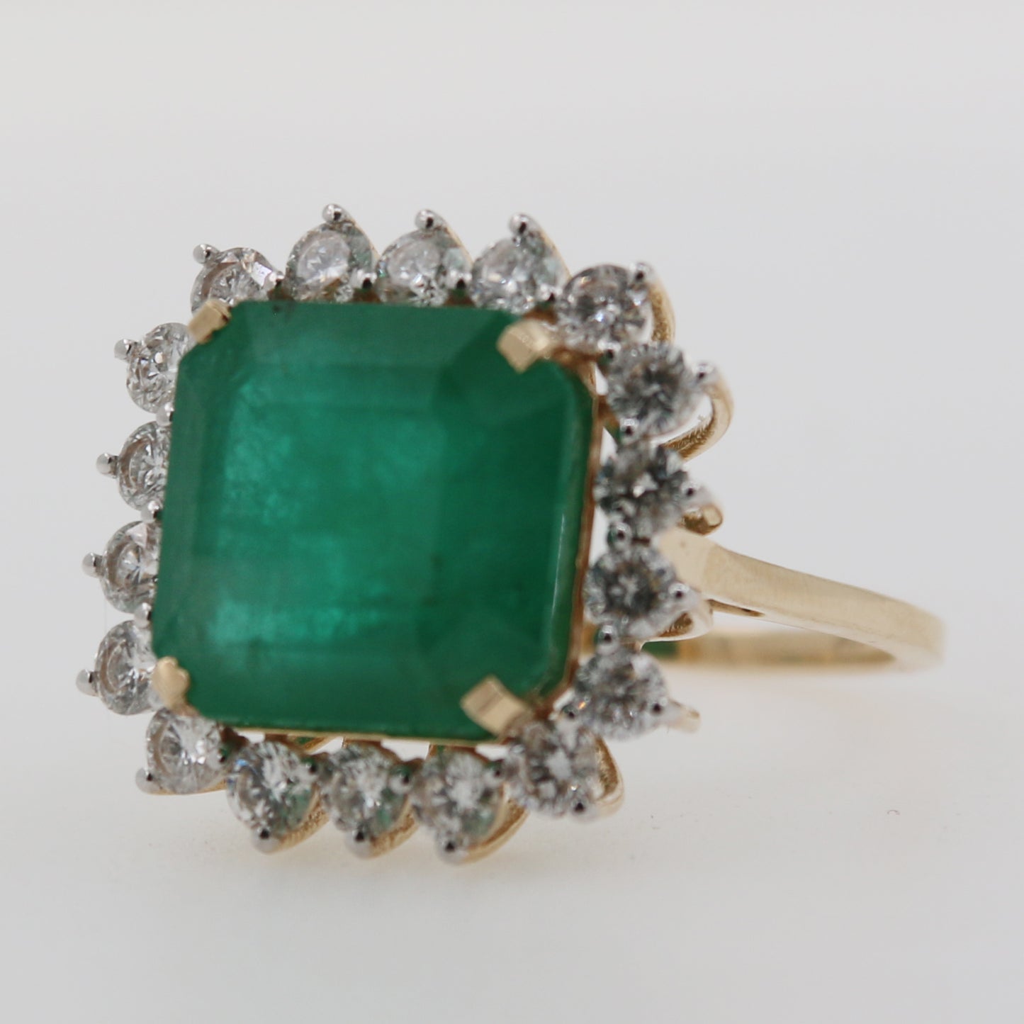 ANILLO CUADRADO ESMERALDA