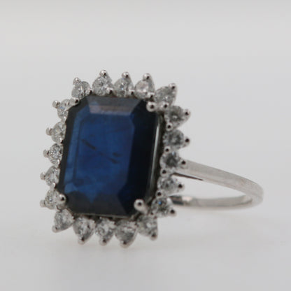 ANILLO RECTANGULAR ZAFIRO