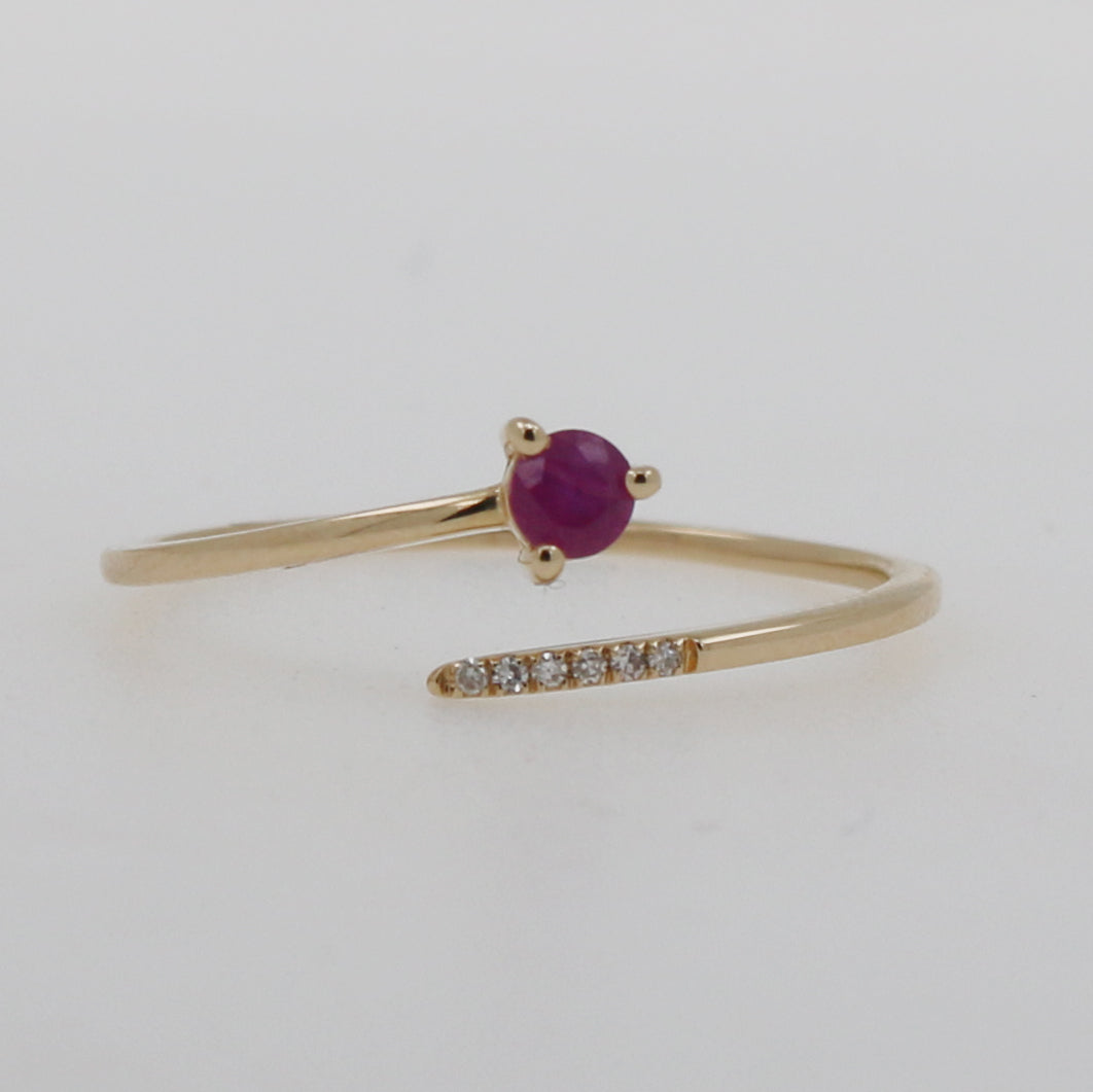 ANILLO ABIERTO RUBI Y DIAMANTES