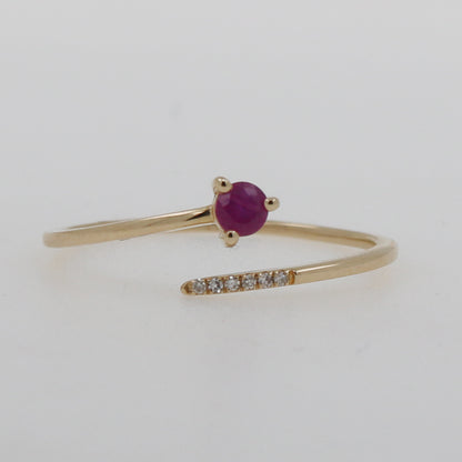 ANILLO ABIERTO RUBI Y DIAMANTES