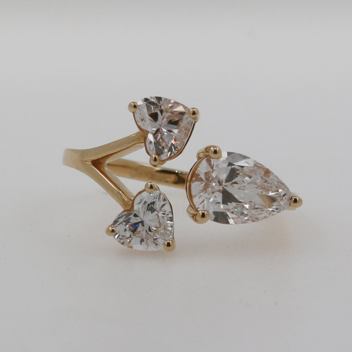 ANILLO TRES DIAMANTES LAB GROWN