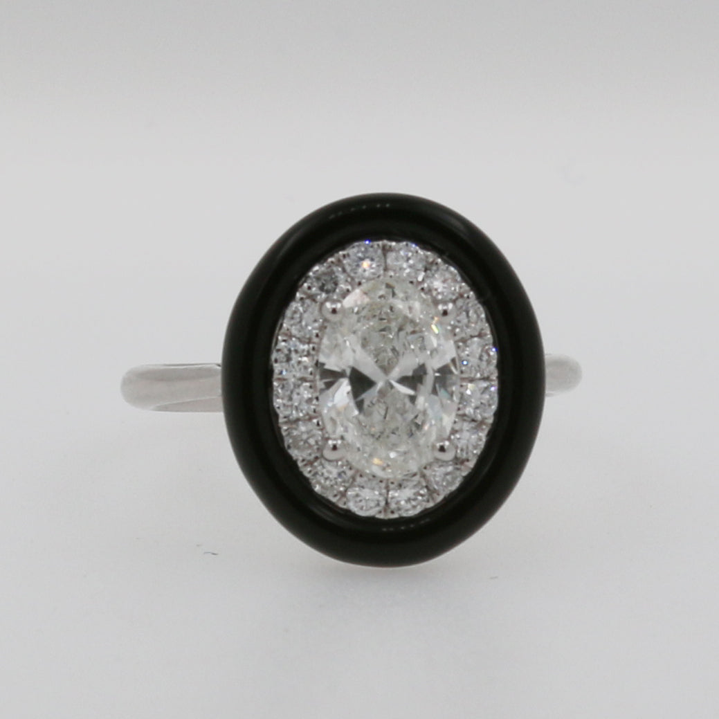 ANILLO OVAL ESMALTE NEGRO LAB GROWN