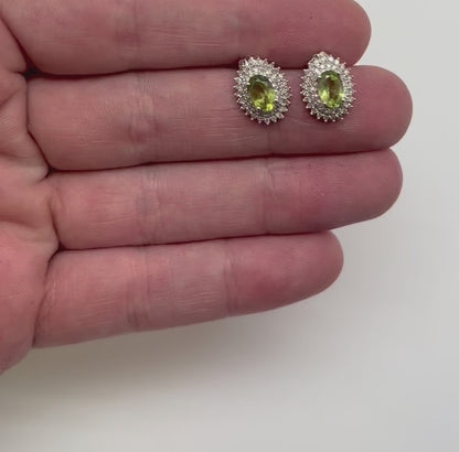 ARETES FLOR PERIDOTO