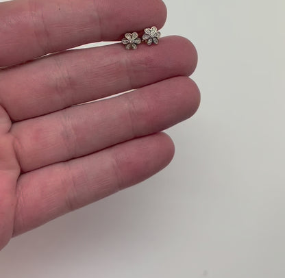 ARETES FLOR DIAMANTES