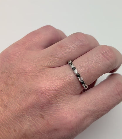 CHURUMBELA DIAMANTES NEGROS Y BLANCOS