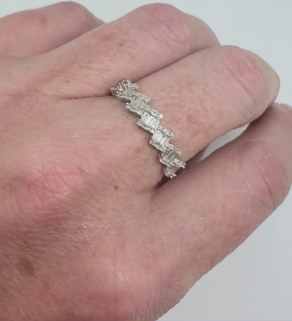 ANILLO BAGUETTES